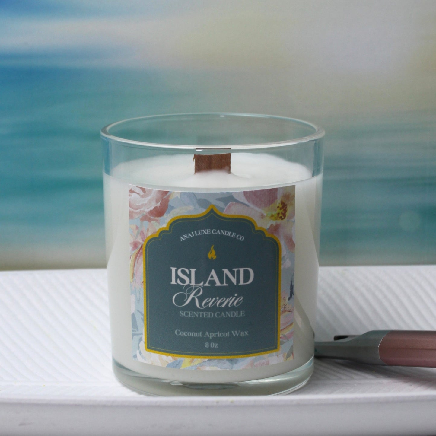 ISLAND REVERIE Scented Candle