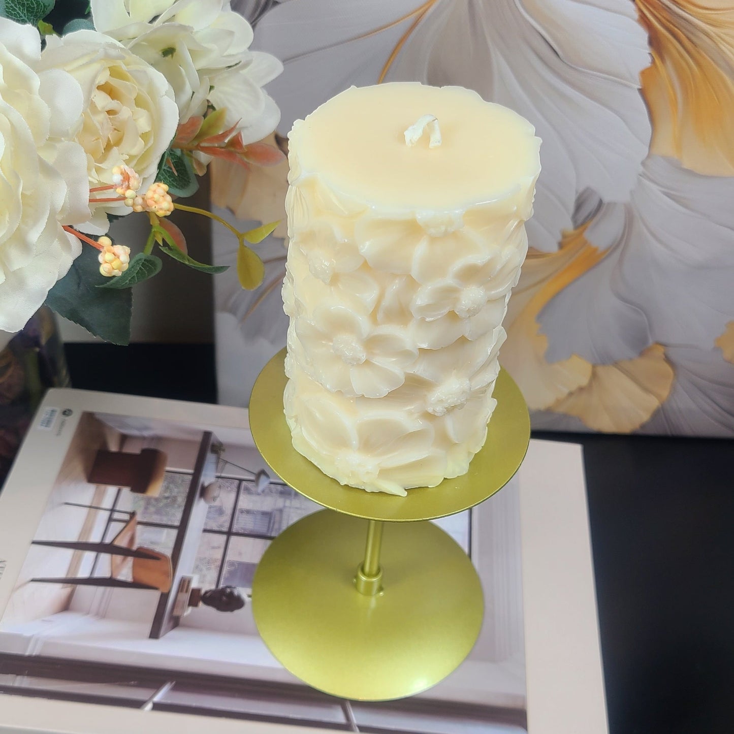 FLOWER PILLAR Decorative Candle