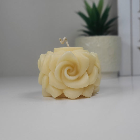 ROSE PILLAR Candle