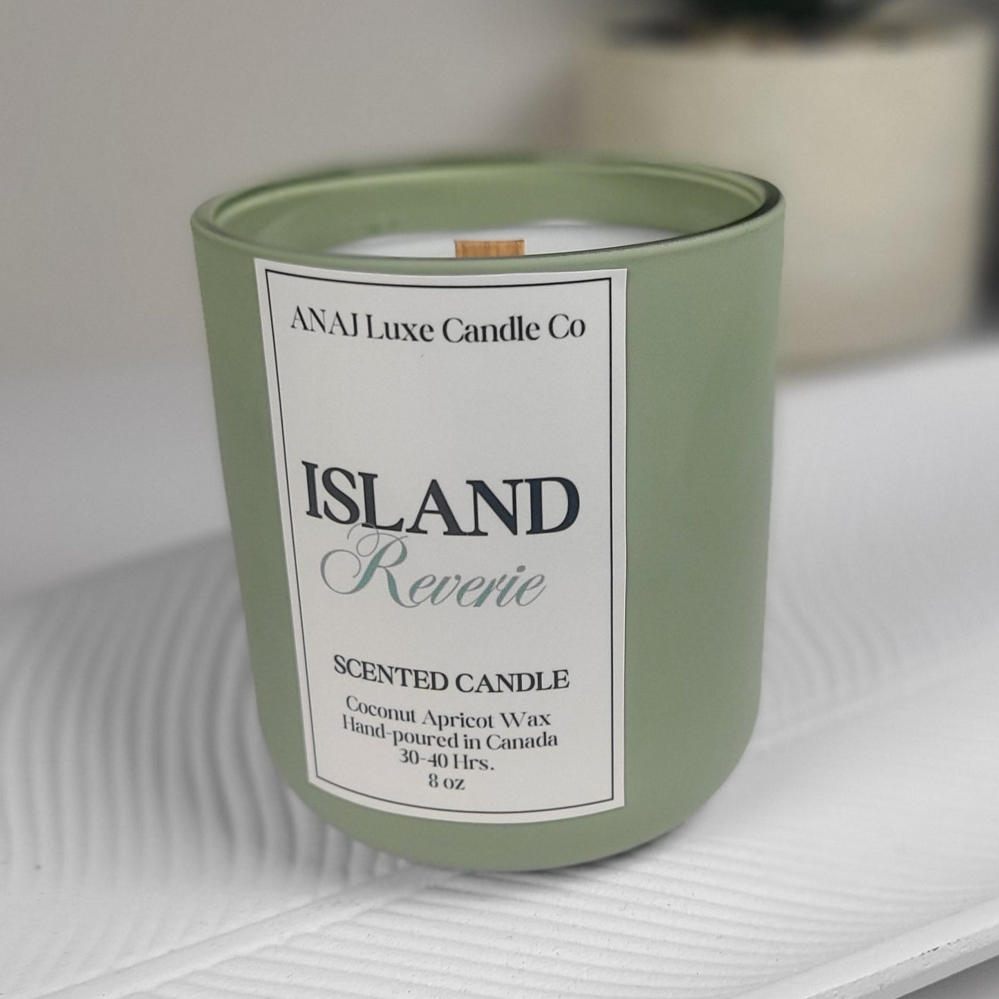 ISLAND REVERIE Scented Candle