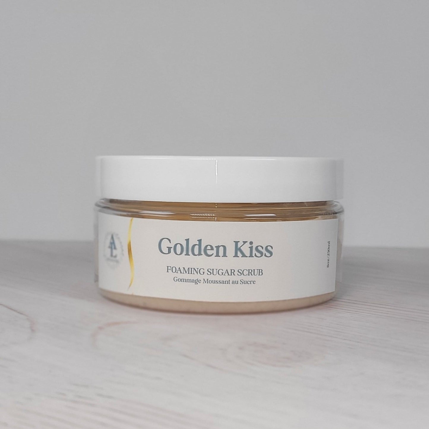 GOLDEN KISS SUGAR SCRUB